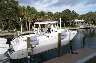 BOATZON | Twin Vee 260 GFX 2023