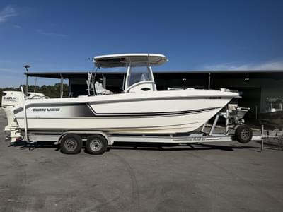 BOATZON | Twin Vee 260 SE CC 2018