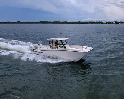 BOATZON | Twin Vee 280 GFX CC 2027