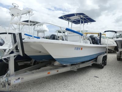 BOATZON | Twin Vee 22 BayCat 2012