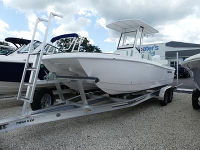 BOATZON | Twin Vee Powercats 22 Bay Cat 2026