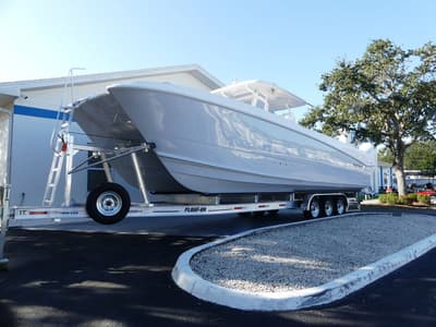 BOATZON | Twin Vee Powercats 340 Center Console GFX 2026