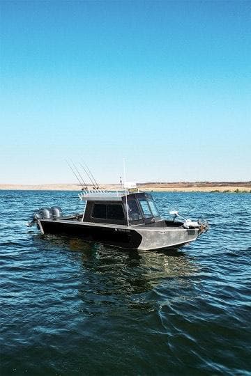 BOATZON | Umpqua Marina 26 bay series 2022