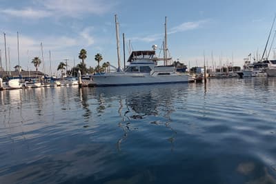 BOATZON | Uniflite 48 Yacht Fisherman 1983