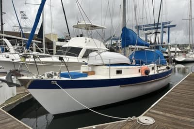 BOATZON | Uniflite Valiant 40 1977