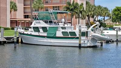 BOATZON | Universal Marine 41 1979