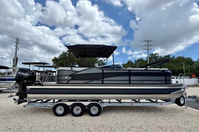 BOATZON | Vanderbilt 700T 2025