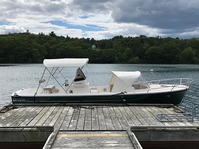 BOATZON | Vanquish 24 CC 2014