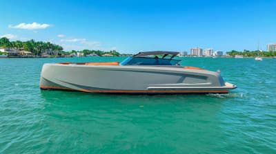 BOATZON | Vanquish Yachts VQ 45 2021