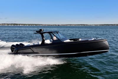 BOATZON | Vanquish Yachts VQ40 2024