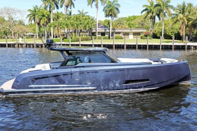 BOATZON | Vanquish Yachts VQ45 2022