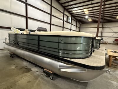 BOATZON | Veranda 22XRC Vista View wYamaha 150 No Trailer 2026