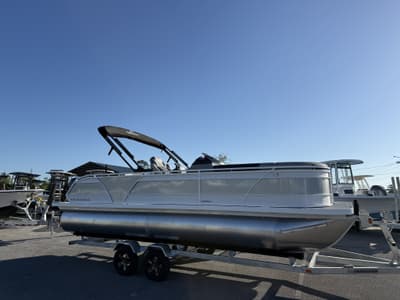 BOATZON | Veranda Relax Series TRITOON200HP 2026