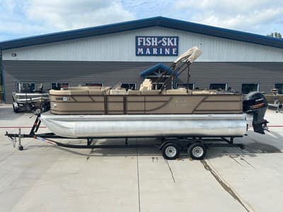 BOATZON | Veranda VF22F2 Luxury Package TriToon 2021