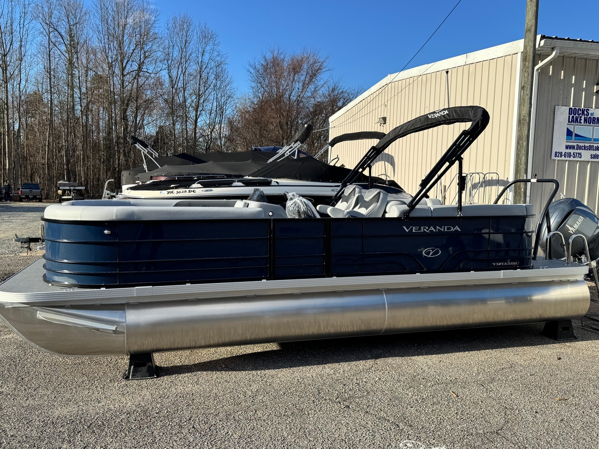 2025 Veranda VISTA VIEW 22RC - Sold Boat