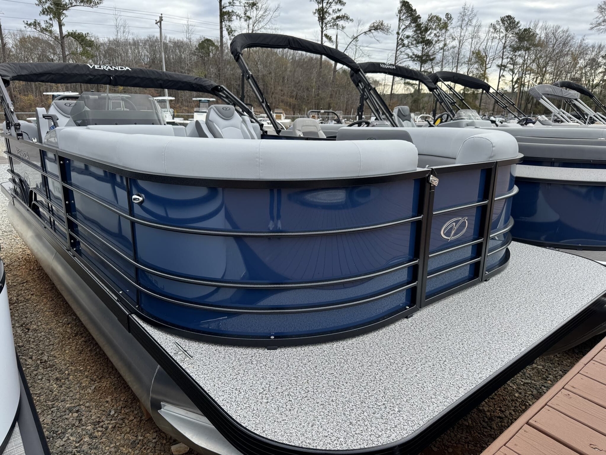 2026 Veranda Vista View Series 20RC TRITOON - Sold Boat