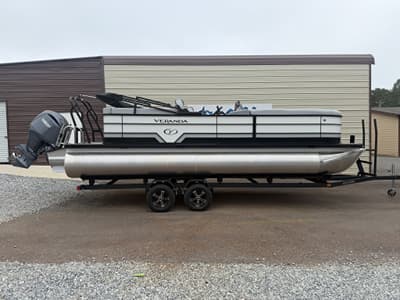 BOATZON | Veranda Vista View Series 22RC150HP TRITOON 2027