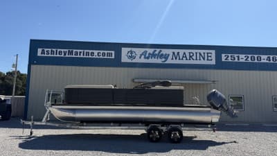 BOATZON | Veranda Vista View Series X22RCTRITOON150HP 2027