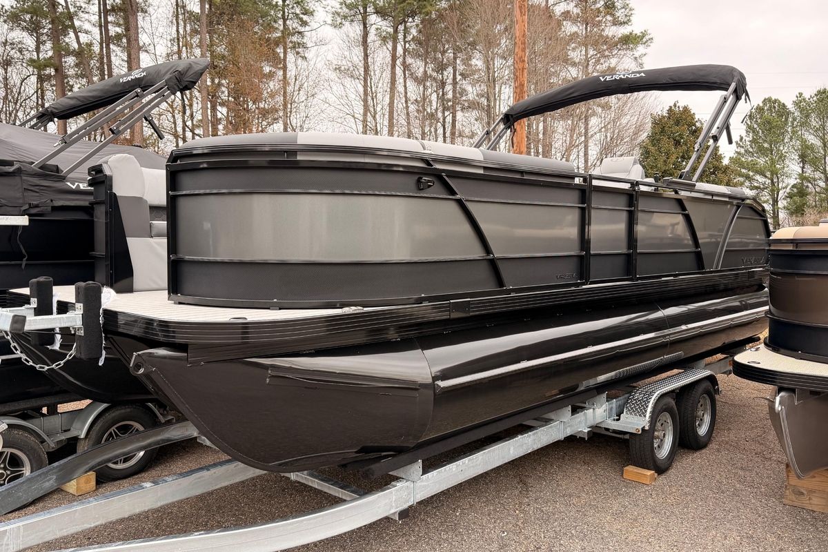 2026 Veranda VR 235 VL - Sold Boat