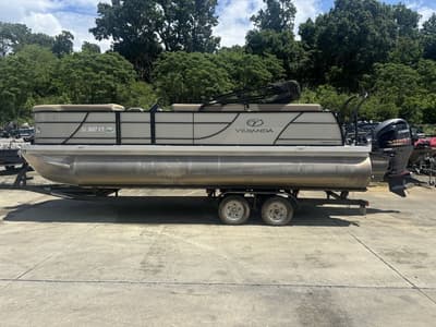 BOATZON | Veranda VR22VLB Deluxe TriToon 2023 BOATZON | Veranda VR22VLB Deluxe TriToon 2023