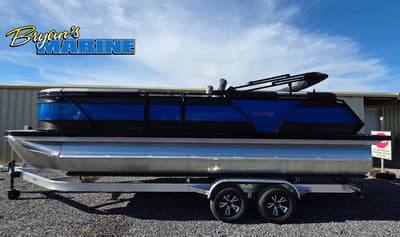 BOATZON | Veranda VR235RC TriToon New Model 2026 BOATZON | Veranda VR235RC TriToon New Model 2026