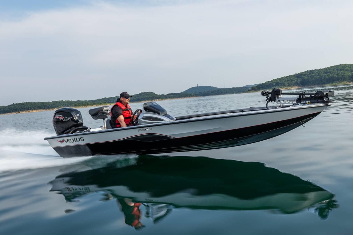 2026 Vexus AVX 1880 - Sold Boat