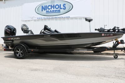 BOATZON | Vexus AVX 1980 2019