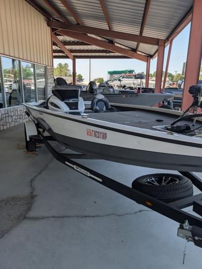 BOATZON | Vexus AVX1880 2022