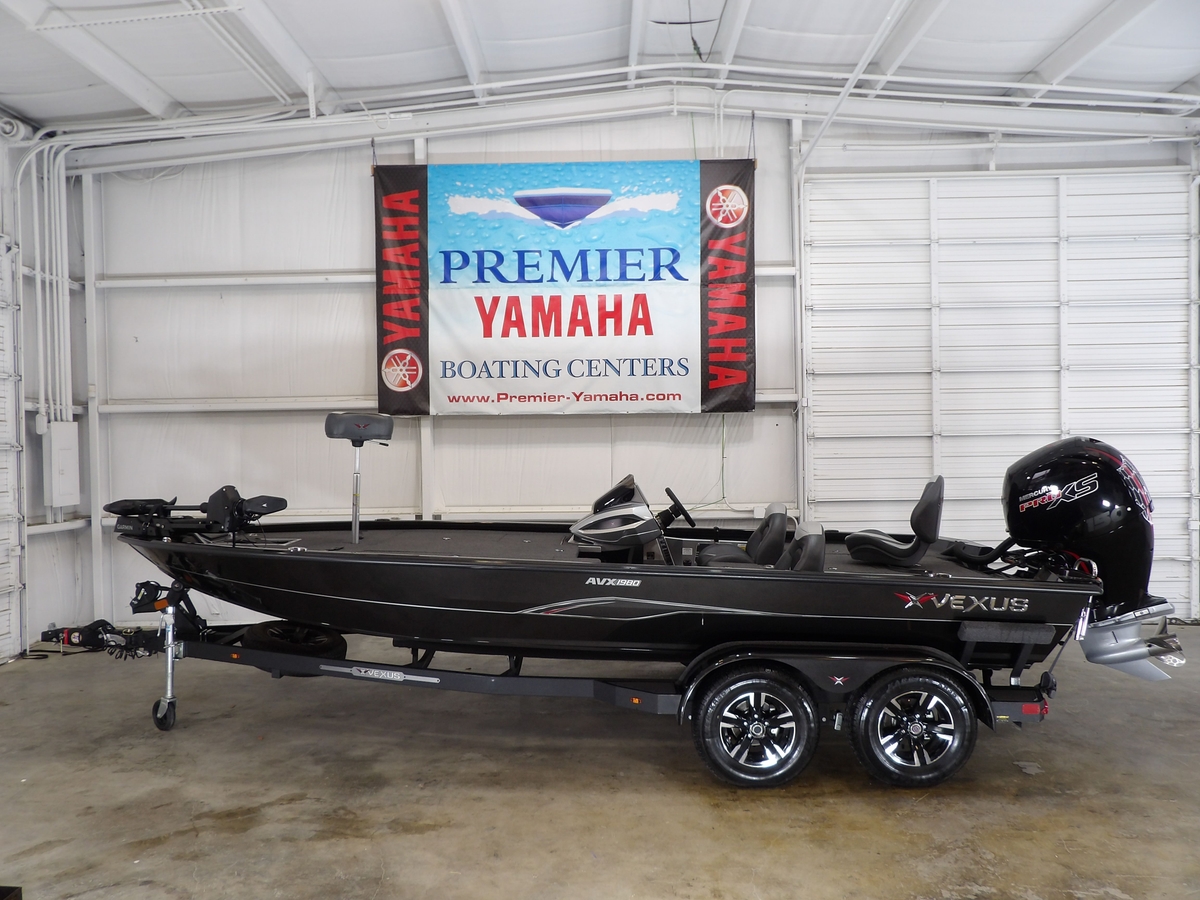 2025 Vexus AVX1980 - Sold Boat