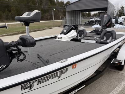 BOATZON | Vexus AVX2080 2021