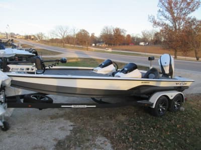 BOATZON | VEXUS AVX2080  Evinrude 200 G2 Etec 2020