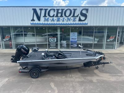 BOATZON | Vexus Defender 181 2026