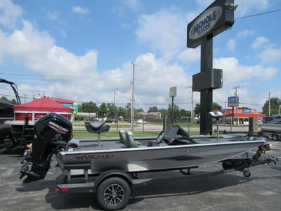 BOATZON | Vexus Defender 181 2026