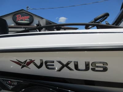 BOATZON | VEXUS VXS21  Mercury 300L Racing TM  Trailer 2026