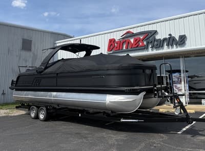 BOATZON | Viaggio by Misty Harbor D26UWA  TriToon 27 Tubes 2025