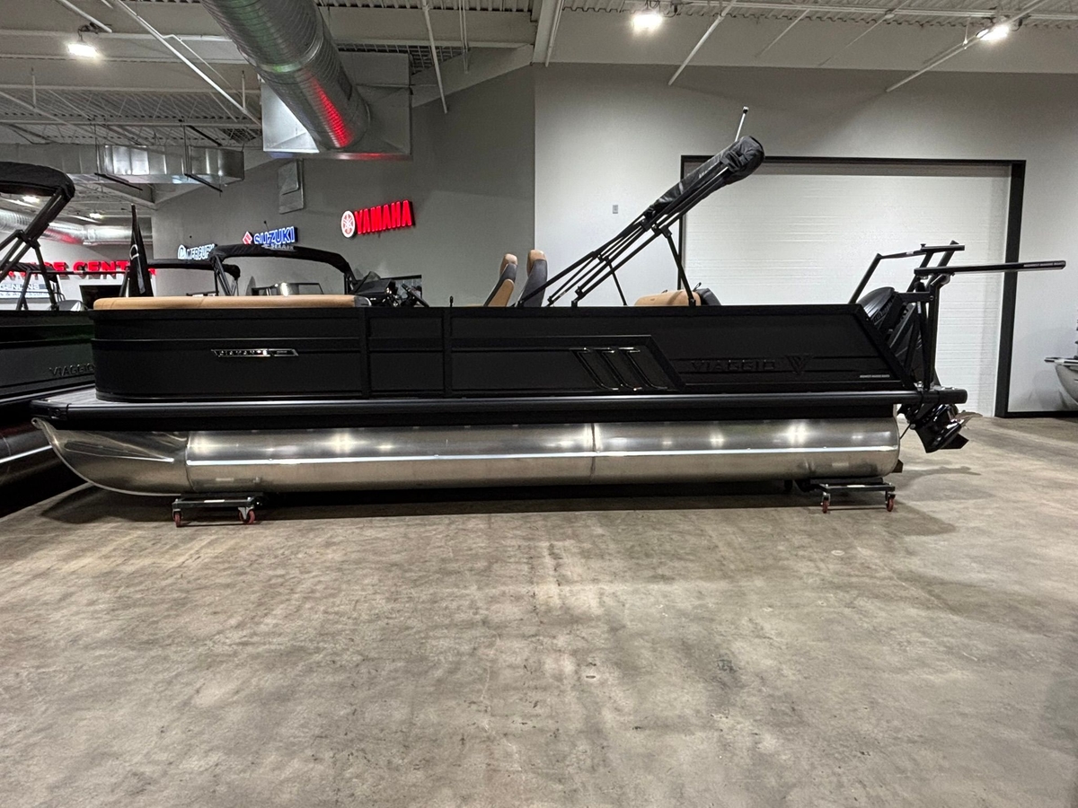 2026 Viaggio D22S - Sold Boat