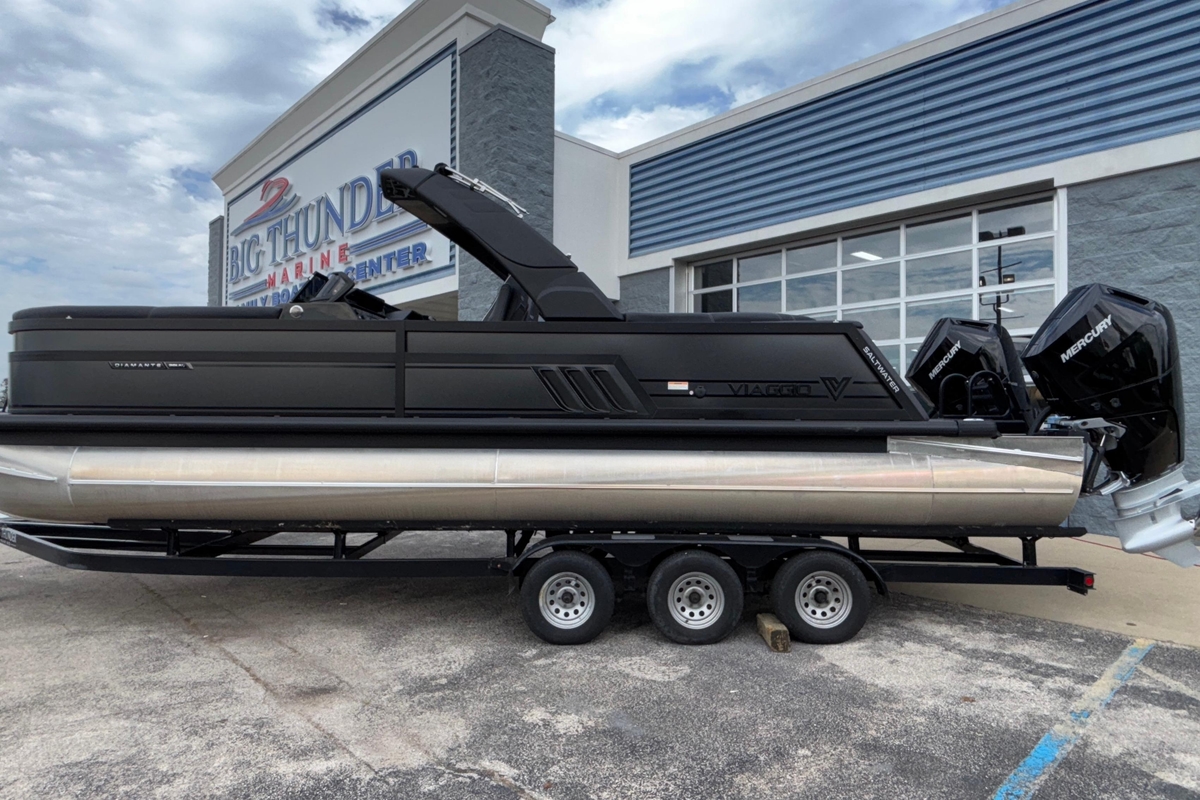 2026 Viaggio D28UW AT - Sold Boat