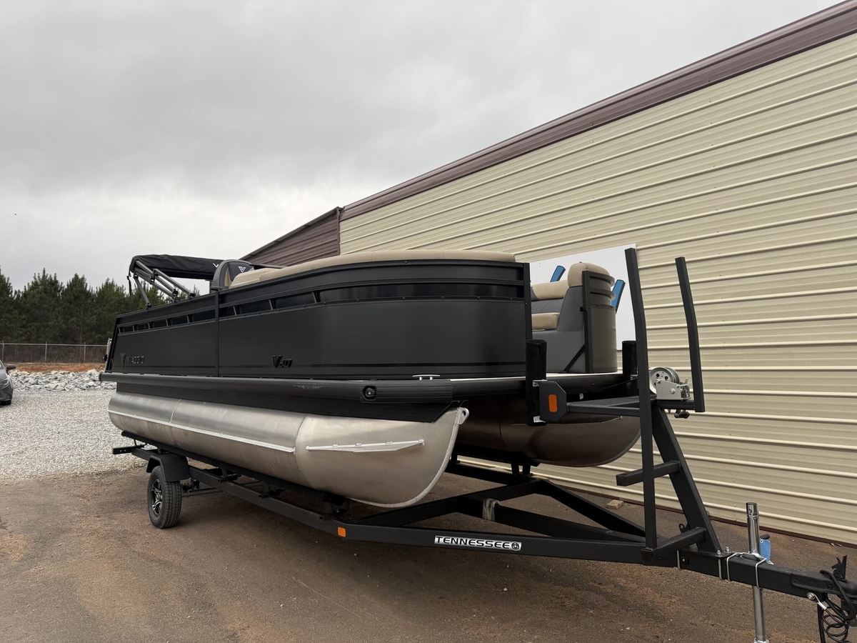 2026 Viaggio Lago V 20R - Sold Boat