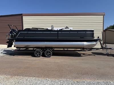 BOATZON | Viaggio Lago V 22STRITOON200HP 2027