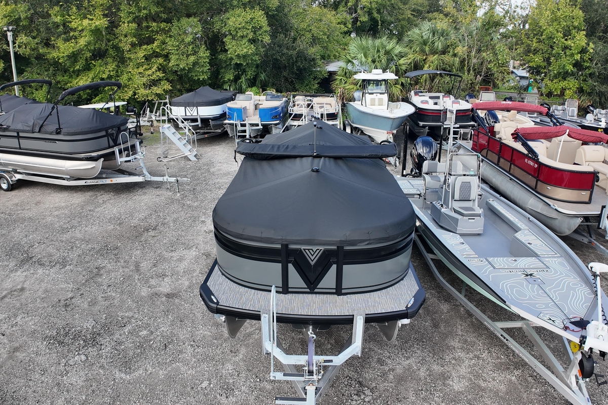 2026 Viaggio Lago X22U - Sold Boat