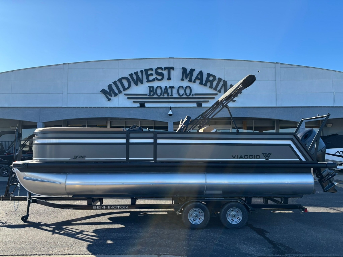 2026 Viaggio X22S - Sold Boat