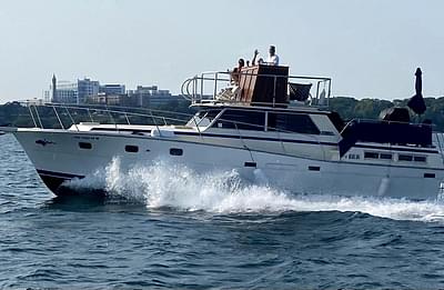 BOATZON | Viking 43 Double Cabin Motor Yacht 1979