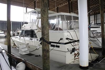 BOATZON | Viking 44 Motor Yacht 1986 BOATZON | Viking 44 Motor Yacht 1986
