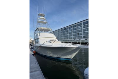 BOATZON | Viking 47 Convertible 1997