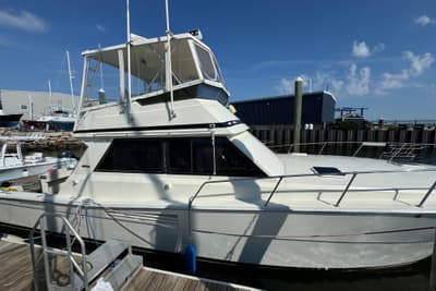 BOATZON | Viking 48 Convertible 1988
