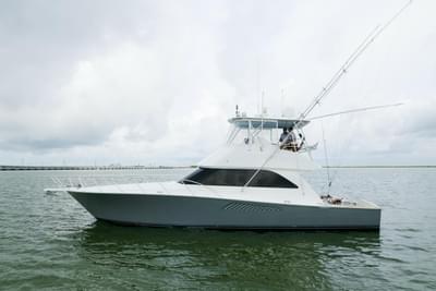 BOATZON | Viking 48 Convertible 2004