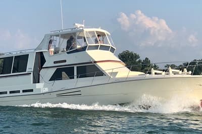 BOATZON | Viking 48 Motor Yacht 1986