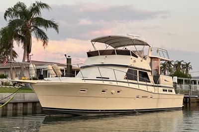 BOATZON | Viking 50 Cockpit Motor Yacht 1985