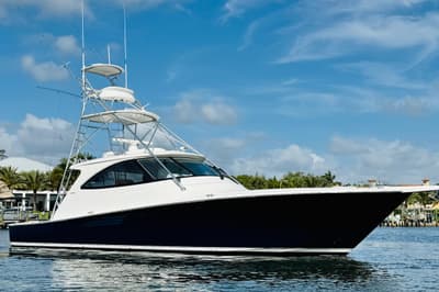 BOATZON | Viking 52 Sport Tower 2017