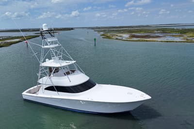 BOATZON | Viking 55 Convertible 2017